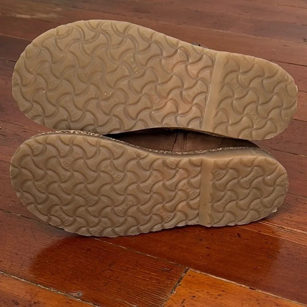 Brown Suede Boots with Buckle - Picture 8 of 8